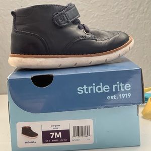 Boy shoes